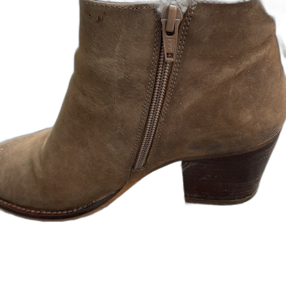 Blondo “Nivada” Waterproof Booties/Boots Taupe Size 7.5 - Picture 12 of 16